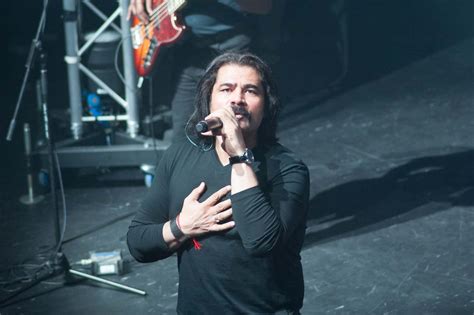 Shafqat Amanat Ali Konsertti - Intialainen Musiikki Legenda Saapuu Helsinkiin!